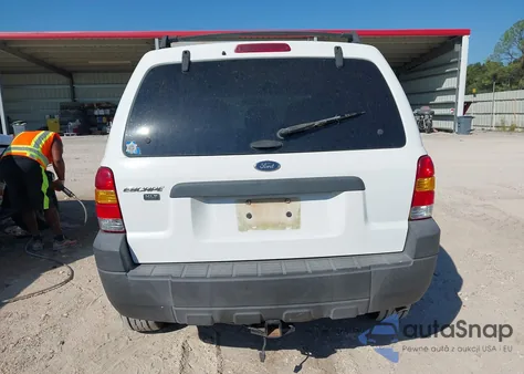 2006 Ford Escape Xlt from USA, damaged, VIN 1FMYU03Z46KC34412